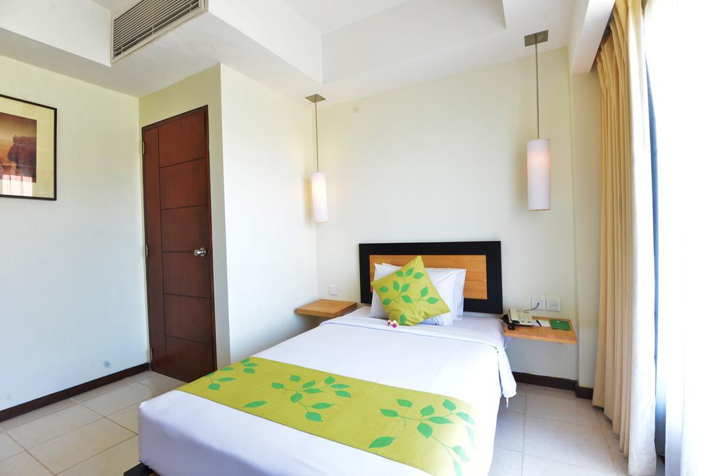 New Kuta Hotel Uluwatu Zewnętrze zdjęcie